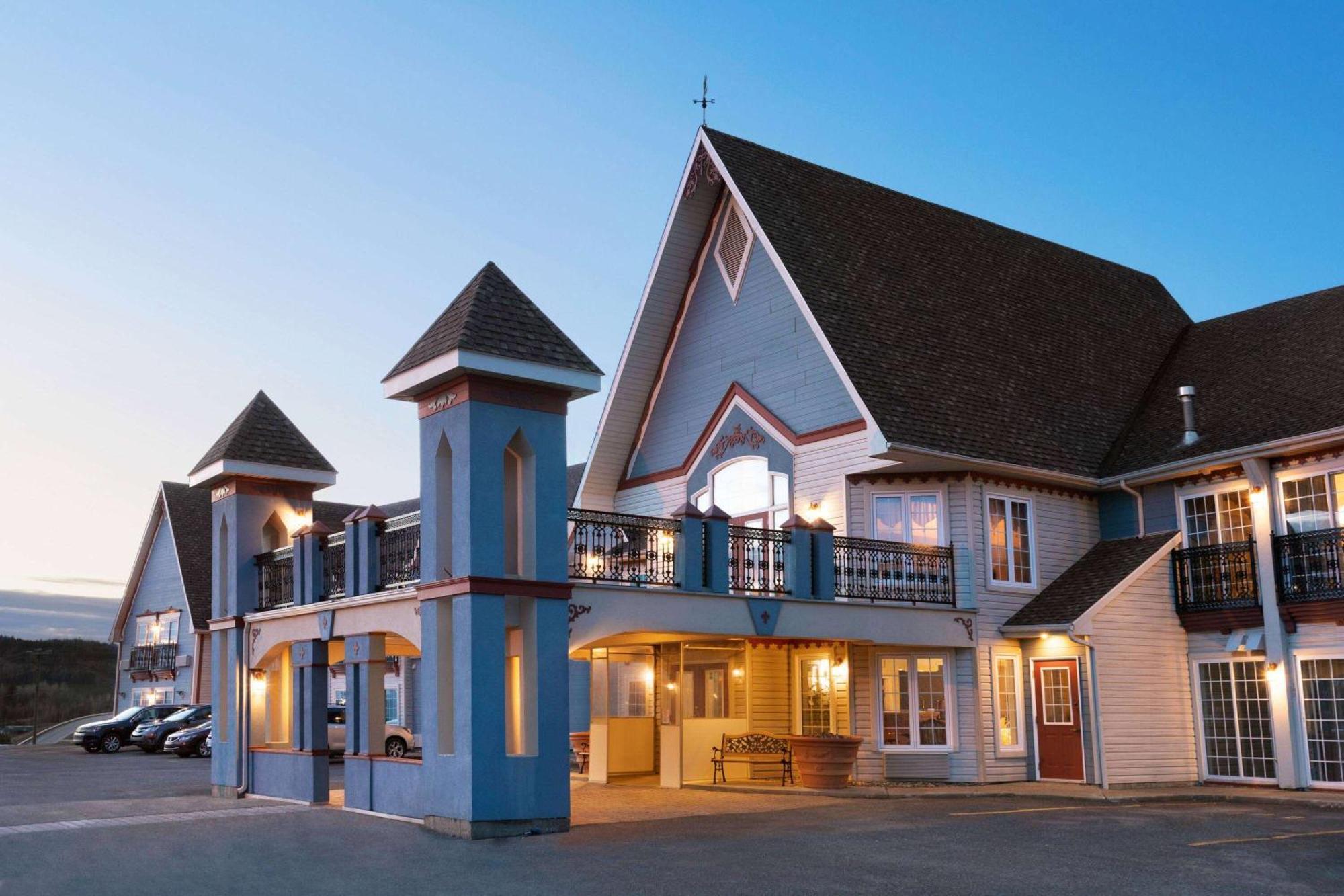 Days Inn By Wyndham Edmundston Kültér fotó