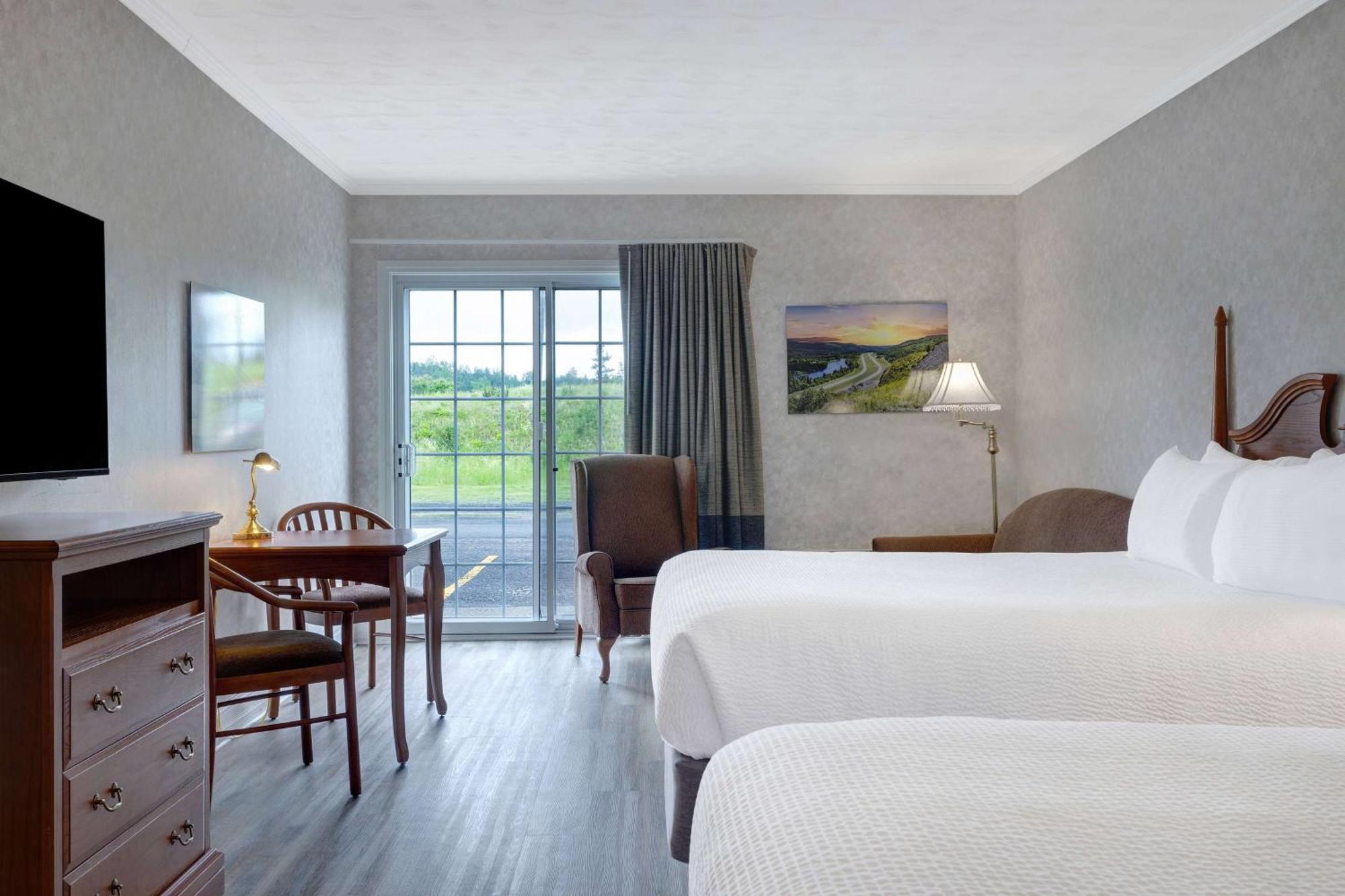 Days Inn By Wyndham Edmundston Kültér fotó