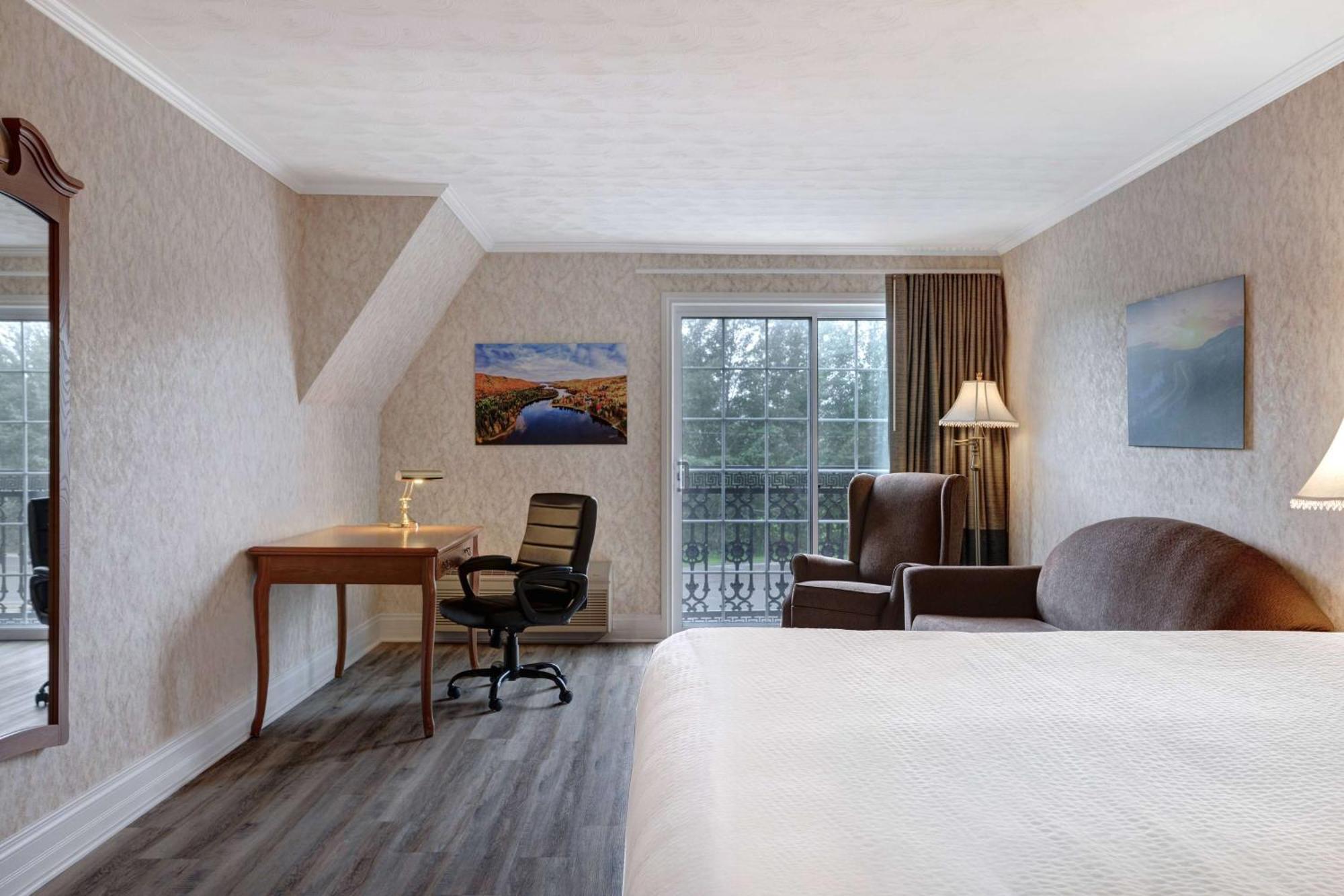 Days Inn By Wyndham Edmundston Kültér fotó
