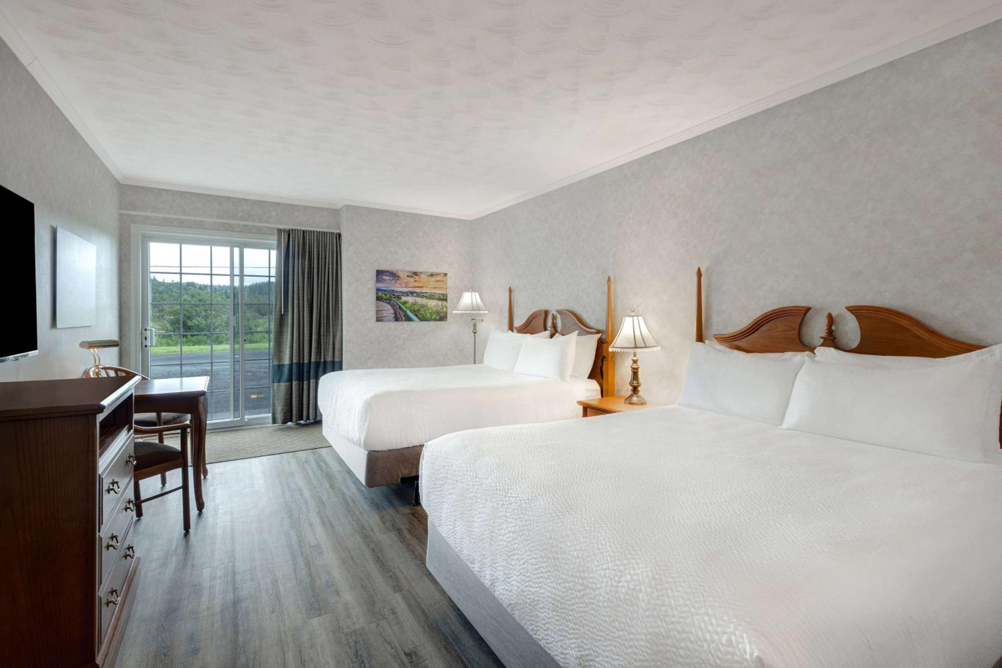 Days Inn By Wyndham Edmundston Kültér fotó